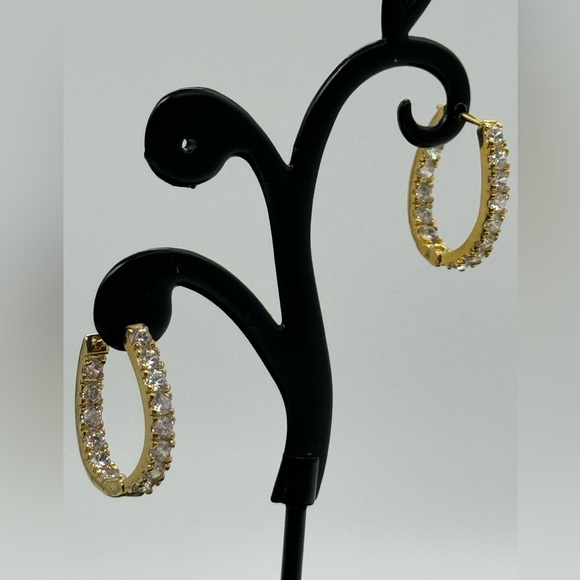 3/4 Inch Gold Crystal Hoop Earrings Made w/ Swarovski Crystals - Picture 1 of 7